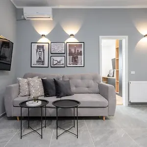 Apartment Gorgeous With View In Piata Universitatii, Bucharest